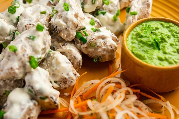 Vegan Indian food Oak Park plant based meals<br />
